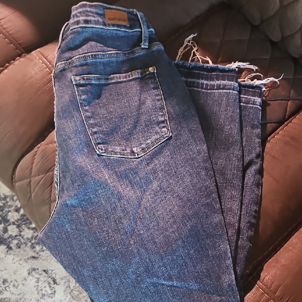 Judy Blue Classic Indigo Jeans With Cute Frayed Hem. Size 16W
